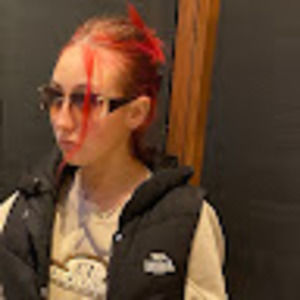 Meet your Posher, Abbey